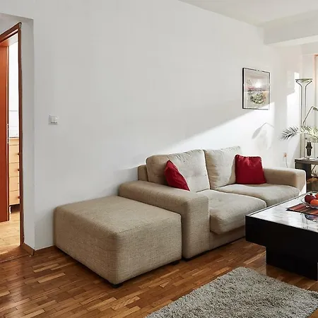A Charming, Modern And Cozy *